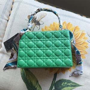 Fashion Nova Green Mini Quilted Bag  💚   ✨️NEW✨️